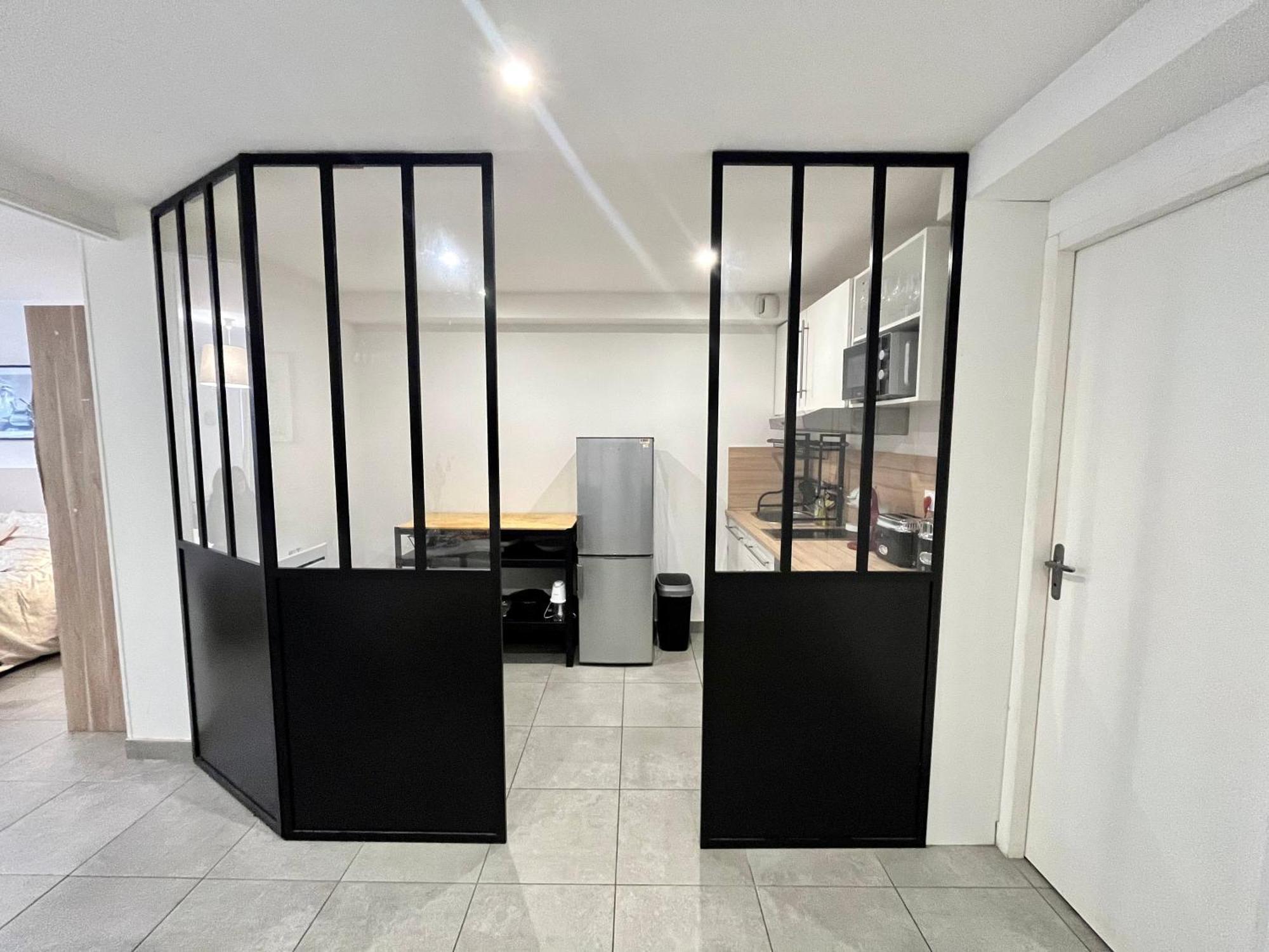 Suite Danbury Лион Екстериор снимка